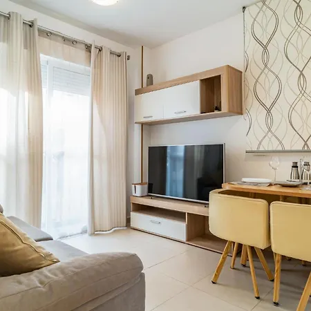 Stunning In With Kitchenette Apartamento *